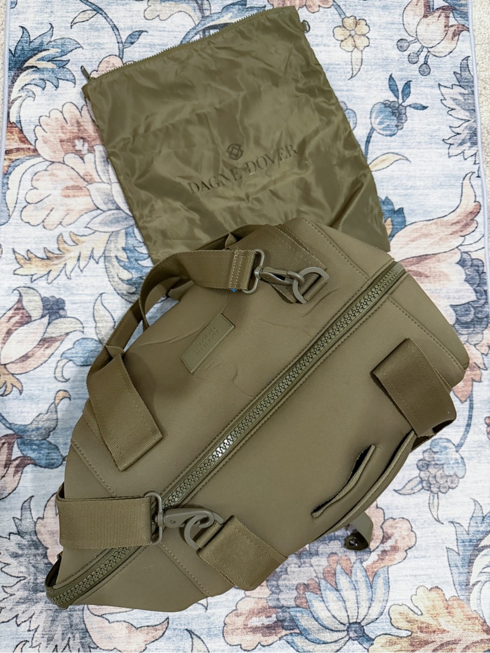 Brand New! Dagne Dover Medium Moss Travel Duffle - Picture 3 of 9